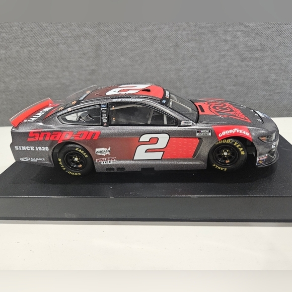 Snap On Other - Brad Keselowski Kentucky Raced Version Snap-On 1/24 NASCAR Diecast Collectible